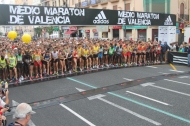 Mwangangi repite victoria en el medio Maratón de Valencia 